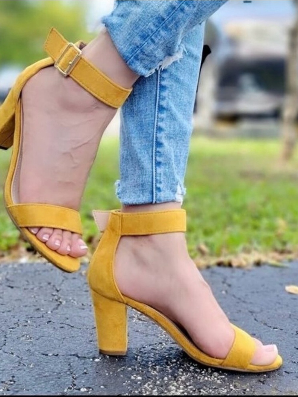 Women's Yellow Ankle-Strap Block Heel Sandals NWOT